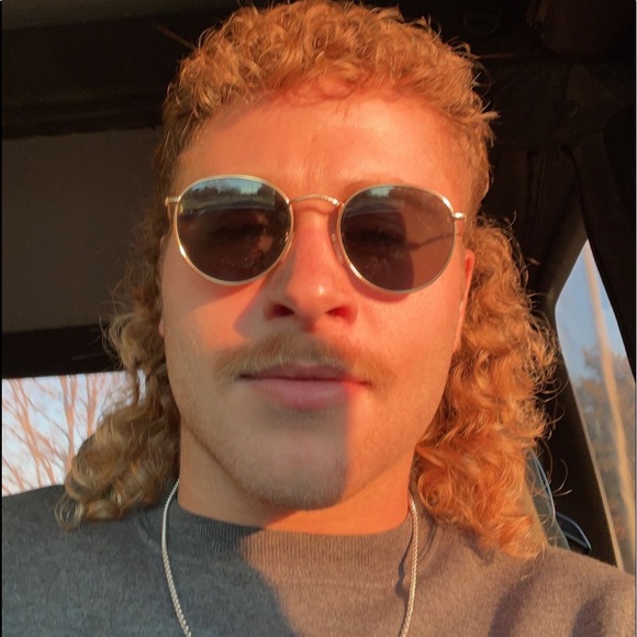 Meet your Posher, Andrew - Picture 1 of 1